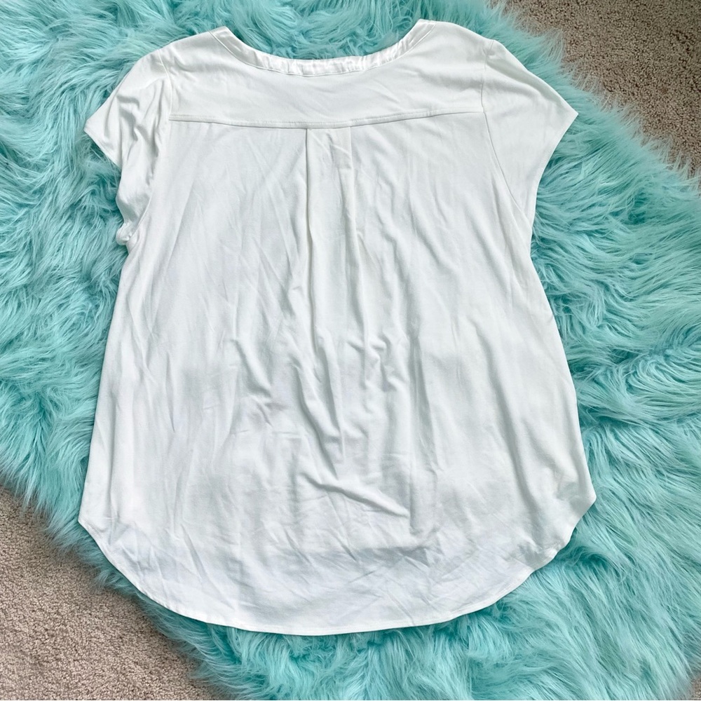ALFANI Ivory Cream Satin-Trim High-Low T-Shirt Top - Picture 3 of 7